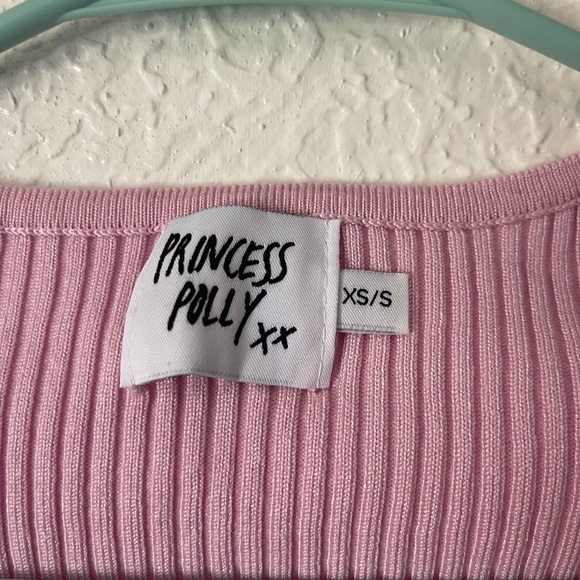 Beautiful pink cardigan from Princess Polly. Size XS - Picture 3 of 3